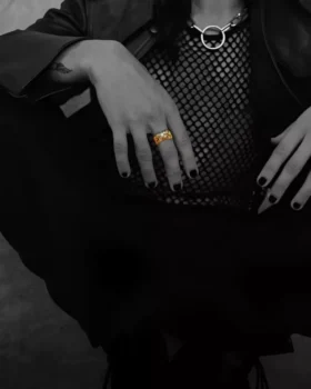 22K Gold Double Floral Ring with 5 Diamonds